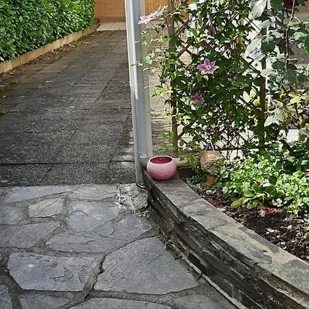 L'enclos Des Lys Apartment Aurillac